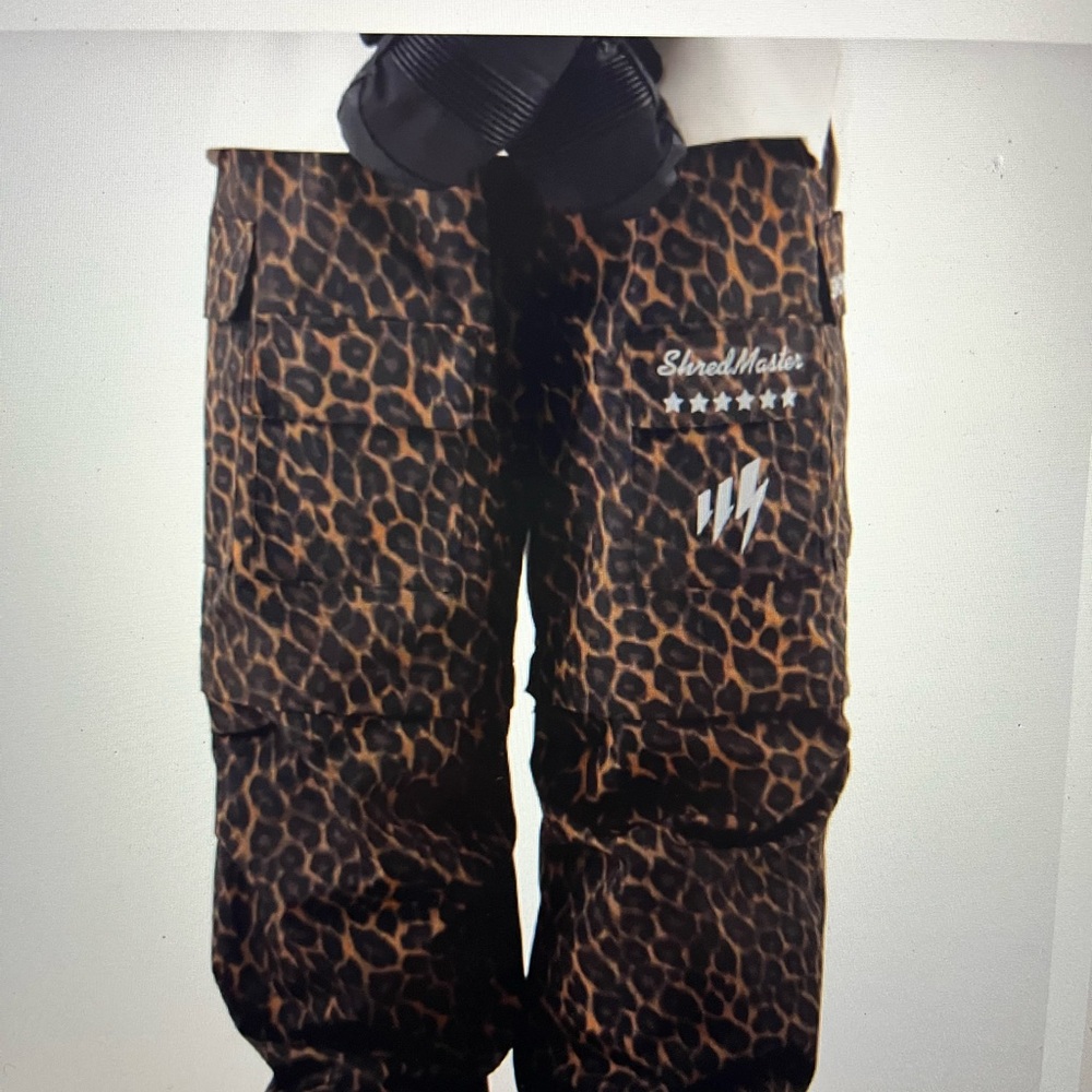 Women Wild Soul Steeze Leopard Snow Pants / Shorts - Picture 2 of 2